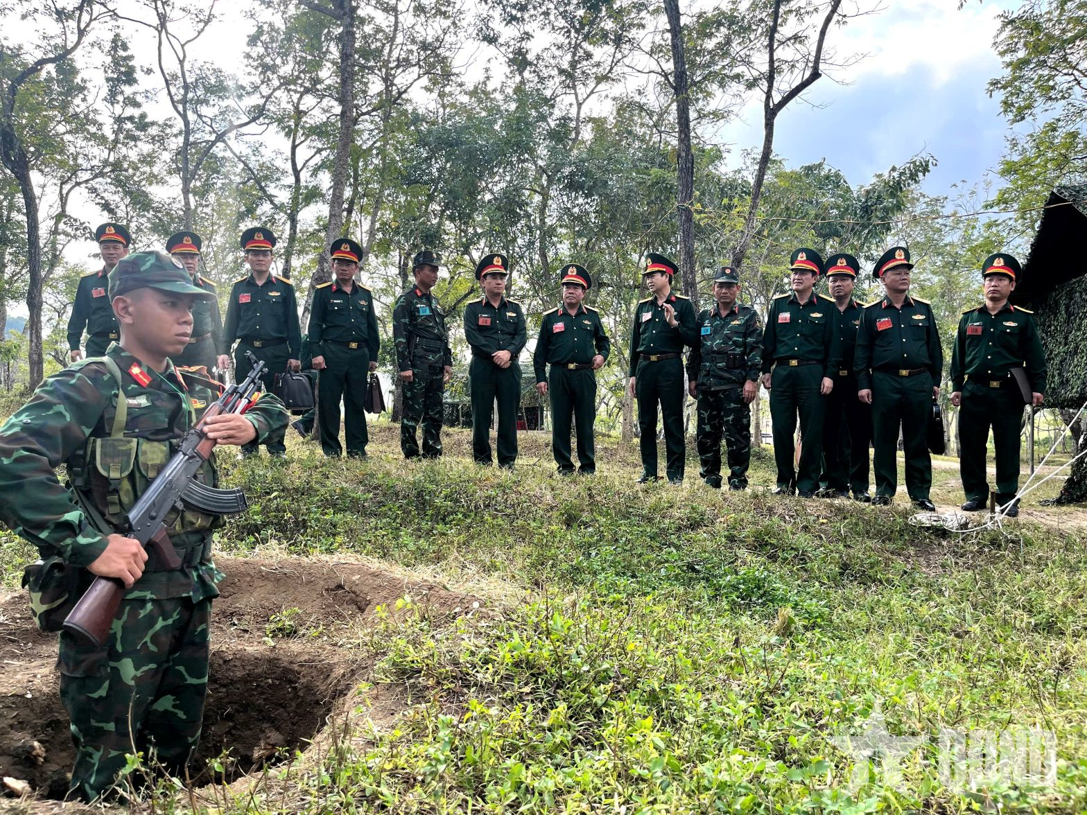 Bộ Tổng Tham mưu kiểm tra luyện tập chuyển trạng thái sẵn sàng chiến đấu tại Sư đoàn 2
